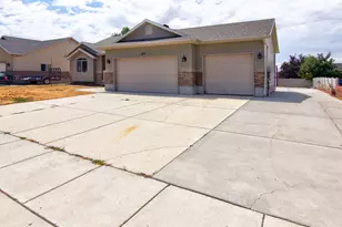 2177 N 130 W, Tooele, UT 84074 - Photo 37
