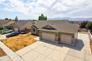 2177 N 130 W, Tooele, UT 84074 - Photo 3