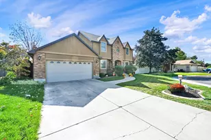 1358 E Heatherton Circle, Murray, UT 84121 - Photo 3