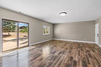 2325 W 14850 S, Bluffdale, UT 84065 - Photo 15