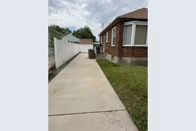 809 W 500 N, Salt Lake City, UT 84116 - Photo 11