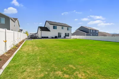531 E 600 S, Hyrum, UT 84319 - Photo 27