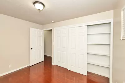 225 N Green Dr, Layton, UT 84041 - Photo 23