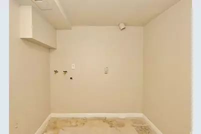 225 N Green Dr, Layton, UT 84041 - Photo 35