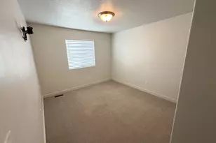 6366 N Wanlass Hl E, Eagle Mountain, UT 84005 - Photo 17