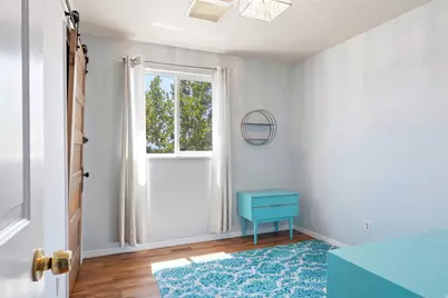 1425 E 2250 N, Layton, UT 84040 - Photo 25