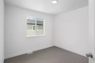 12921 S Burr Trail Ct, Riverton, UT 84096 - Photo 17