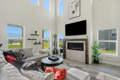 868 N 2125 W, Layton, UT 84041 - Photo 5