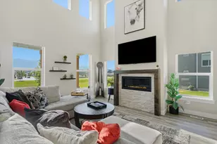 868 N 2125 W, Layton, UT 84041 - Photo 5