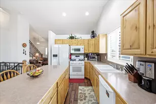 6111 W 5900 S, Hooper, UT 84315 - Photo 13