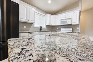 198 N Dakota Dr, Springville, UT 84663 - Photo 13