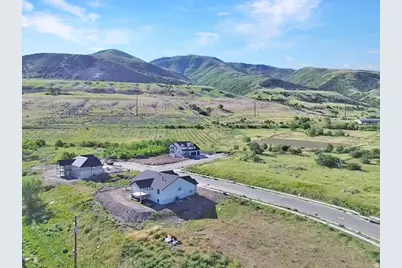 379 E Skyline Dr, Brigham City, UT 84302 - Photo 17