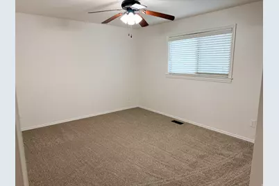 89 N 400 W, Clearfield, UT 84015 - Photo 11