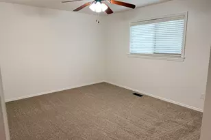 89 N 400 W, Clearfield, UT 84015 - Photo 11