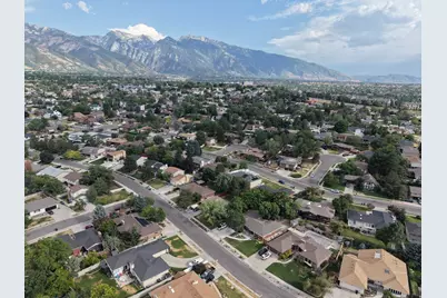 2092 E Somerset Dr S, Cottonwood Heights, UT 84121 - Photo 55
