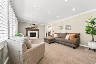 2092 E Somerset Dr S, Cottonwood Heights, UT 84121 - Photo 3