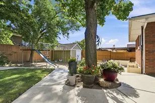 2092 E Somerset Dr S, Cottonwood Heights, UT 84121 - Photo 43
