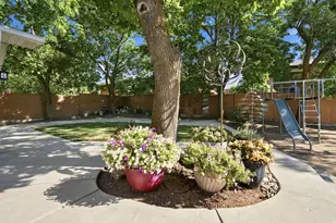 2092 E Somerset Dr S, Cottonwood Heights, UT 84121 - Photo 41