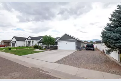 490 N 1000 E, Beaver, UT 84713 - Photo 3