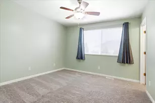 52555 S Level Dr W, Taylorsville, UT 84129 - Photo 15
