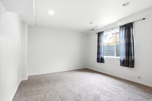 52555 S Level Dr W, Taylorsville, UT 84129 - Photo 23