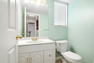 52555 S Level Dr W, Taylorsville, UT 84129 - Photo 19