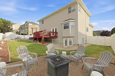 1361 E Martha Dunyon Cir, Draper, UT 84020 - Photo 17
