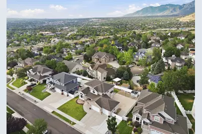 1361 E Martha Dunyon Cir, Draper, UT 84020 - Photo 21