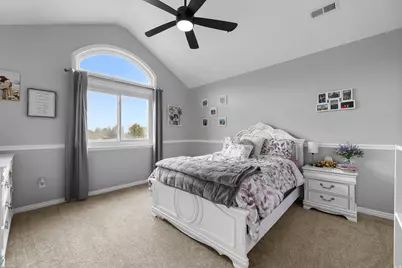 1361 E Martha Dunyon Cir, Draper, UT 84020 - Photo 13