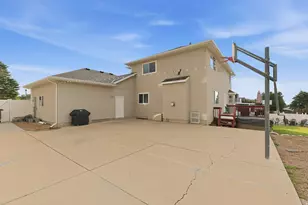1361 E Martha Dunyon Circle, Draper, UT 84020 - Photo 61
