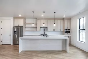 2250 E Murray Holladay Rd, Holladay, UT 84117 - Photo 9