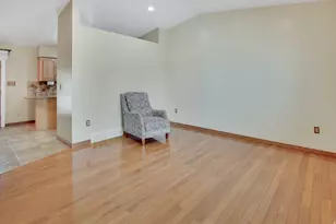 1446 W 1750 N, Clinton, UT 84015 - Photo 3