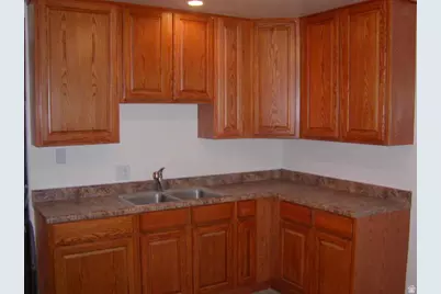 2307 E 3225 S, Millcreek, UT 84109 - Photo 7