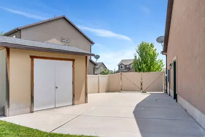 652 W Sidney Ln, Saratoga Springs, UT 84045 - Photo 39