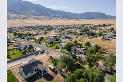 1811 Shepard Ln, Lake Point, UT 84074 - Photo 29