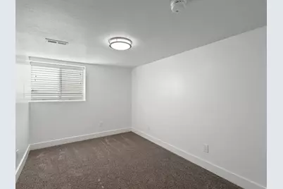 1811 Shepard Ln, Lake Point, UT 84074 - Photo 9