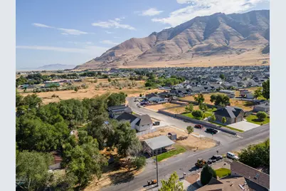 1811 Shepard Ln, Lake Point, UT 84074 - Photo 35