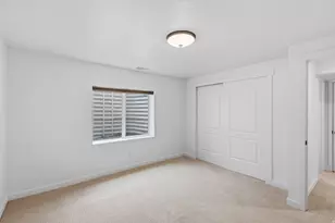 5197 N Folkstone Dr, Eagle Mountain, UT 84005 - Photo 9