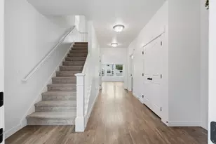 5197 N Folkstone Dr, Eagle Mountain, UT 84005 - Photo 13