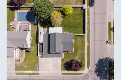 1661 W 1950 S, Syracuse, UT 84075 - Photo 33