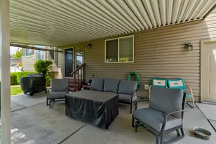1661 W 1950 S, Syracuse, UT 84075 - Photo 25