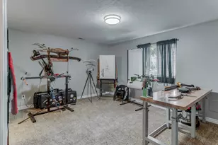 1661 W 1950 S, Syracuse, UT 84075 - Photo 23