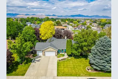 10034 S Jordan Crest Cir, South Jordan, UT 84095 - Photo 51