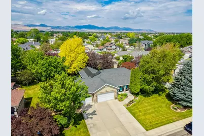 10034 S Jordan Crest Cir, South Jordan, UT 84095 - Photo 55