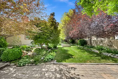 10034 S Jordan Crest Cir, South Jordan, UT 84095 - Photo 7