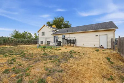 5049 S 4300 W, Hooper, UT 84315 - Photo 19
