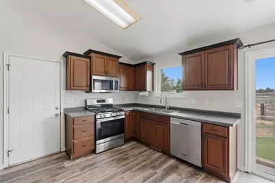 5049 S 4300 W, Hooper, UT 84315 - Photo 5