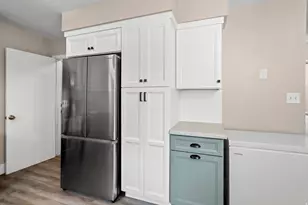 780 S Birch St E, Clearfield, UT 84015 - Photo 7