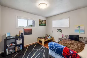 658 E Locust St, Sandy, UT 84070 - Photo 11