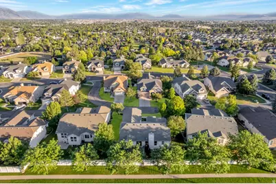 1476 W Renaissance Pl, Pleasant Grove, UT 84062 - Photo 37